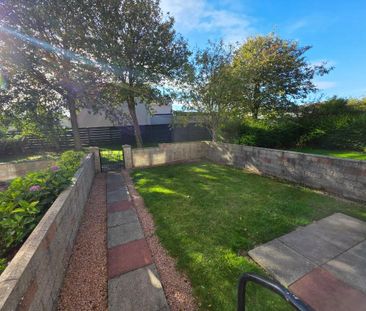2 bedroom terraced house to rent - Photo 6