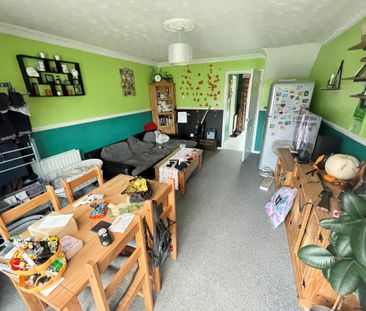 Chapel Road, Attleborough - Photo 1