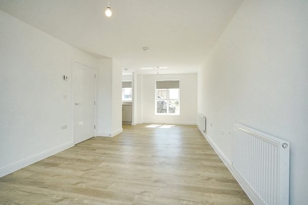 Harrington close - Photo 1