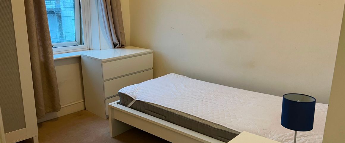 1 bed house share to rent in Single Room, 4 Upper Church Road - Photo 1