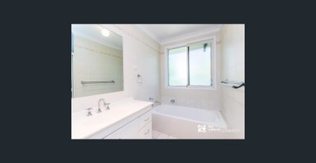 Lovely family home! - Photo 3