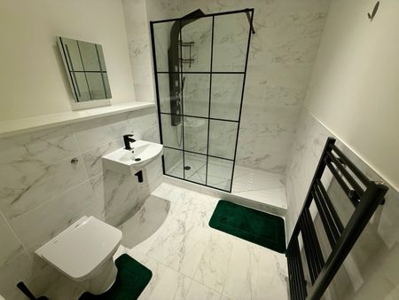 2 bedroom apartment to rent - Photo 4