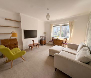 3 bedroom flat to rent - Photo 1