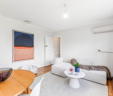 Welcome home to 67A Pembroke Road. - Photo 2