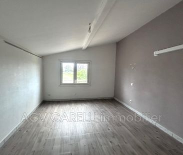 Location Maison 3 pièces 85m² HYERES 83400 - Photo 3