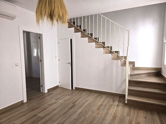 Alquiler de casa o chalet en Calle Mariano de Cavia - Photo 1