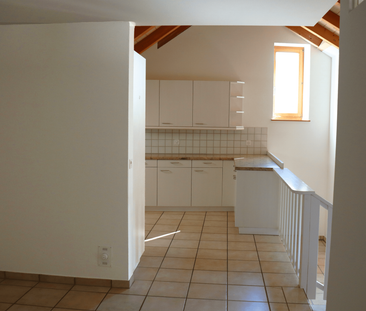 Grosszügige 4.5 Zimmer Wohnung in saniertem Bauernhaus mit Charme - Photo 2
