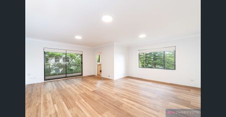 Spacious Two-Bedroom Apartment Moments from Queenscliff Beach - Photo 2