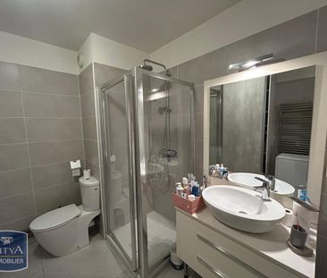Location Appartement 1 pièce 24m² CANNES 06400 - Photo 5