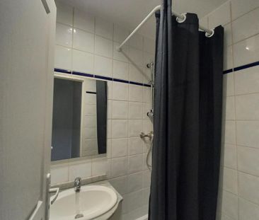 Location Appartement 4 pièces 84m² BORDEAUX 33000 - Photo 4