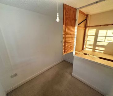 Litherland Avenue, Wirral - Photo 6