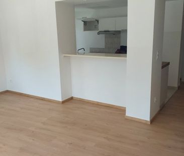 Location Appartement 4 pièces 81m² NARBONNE 11100 - Photo 6