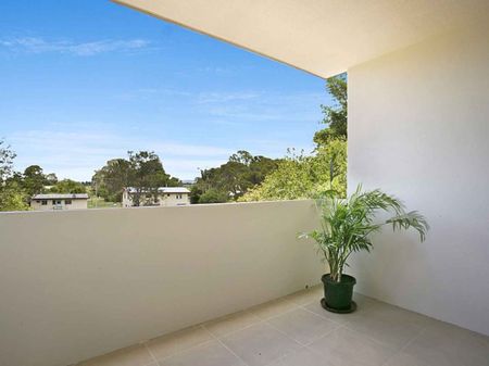 CABOOLTURE - CENTRAL & SECURE - Photo 2