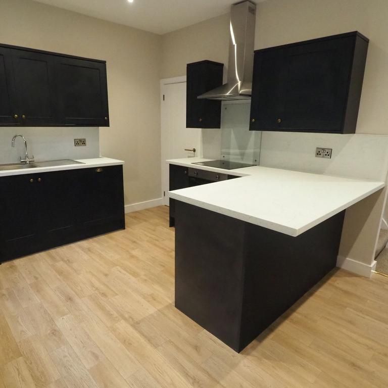 2 bedroom terraced house to rent - Photo 1