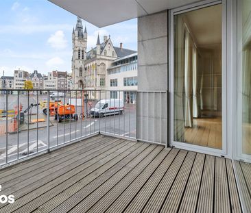 Riant appartement met zicht op Grote Markt te Sint-Niklaas - Photo 3