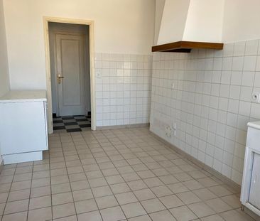 Location Appartement 3 pièces 81m² AUBENAS 07200 - Photo 5