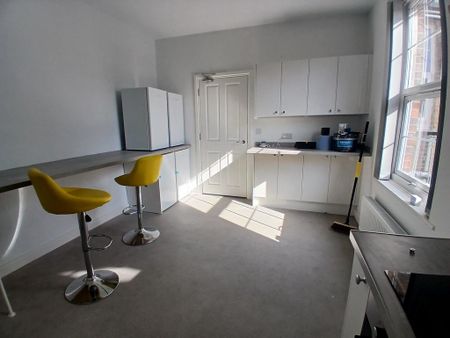 1 bedroom bedsit to rent - Photo 3