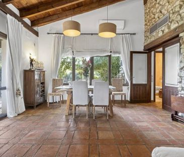 4 room luxury House for rent in Seville, Andalusia - Photo 1