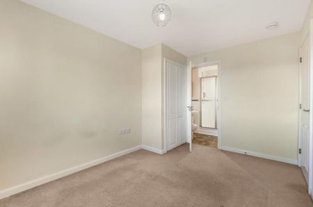 3 bedroom coach house to rent - Photo 5