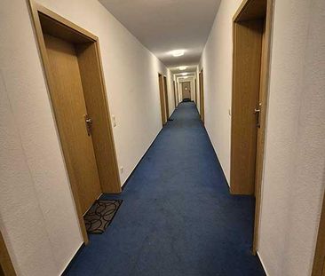 Gemütliche kleine 2-Raum-Maisonette-Wohnung mit Balkon wartet auf D... - Foto 3