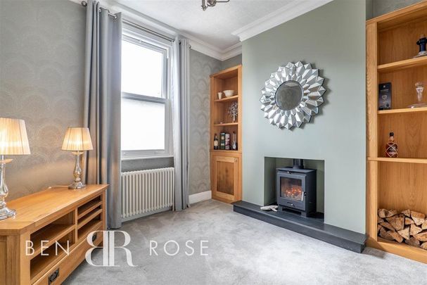 2 bedroom terraced house to rent - Photo 1