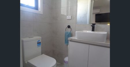 8/13 Vinko Court, Fraser Rise, Vic 3336 - Photo 2