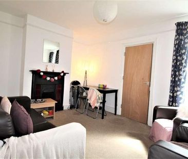 Bond Street, Englefield Green, TW20 - Photo 1