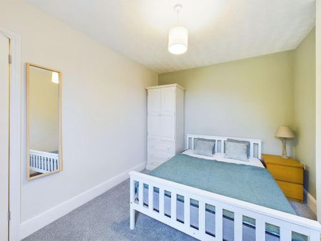 4 bedroom detached house to rent - Photo 5