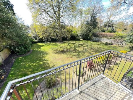2 bedroom apartment to rent - Photo 4