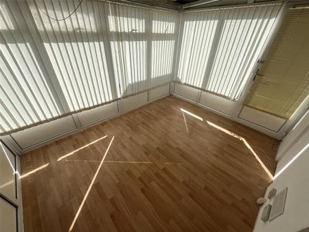 2 bedroom semi-detached house to rent - Photo 2