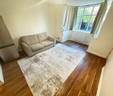 1 bedroom ground floor flat to rent - Photo 1