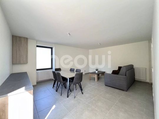 Rental House - Photo 1