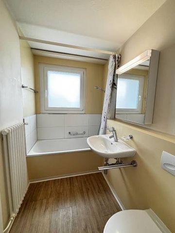 Schöne, helle 3-Zimmer-Wohnung im Herzen von Gränichen - Photo 2