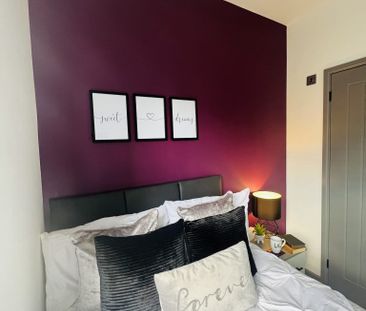 BEDROOM 2 – LARGE DOUBLE ENSUITE - Photo 5