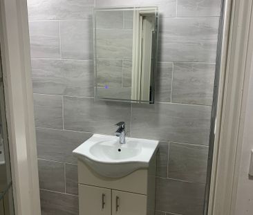 Norwood Road, Southall - Photo 6