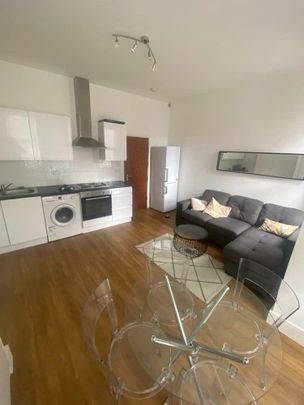 2 bedroom flat to rent - Photo 1