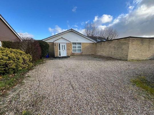 Chestnut Close, Mildenhall, IP28 - Photo 1