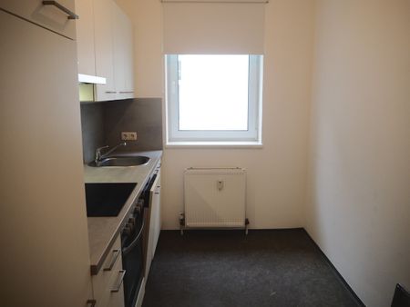 Ruhig - hell - perfekt aufgeteilt - 2-Zimmer Wohnung mit kl. Balkon in der Kaisergasse 12-14 - Foto 3