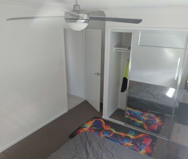 Brassall - Photo 4