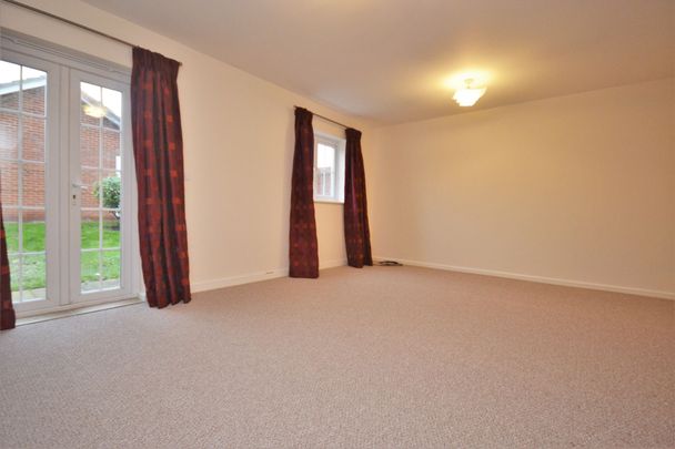 Crabtrees, CB11, Saffron Walden - Photo 1