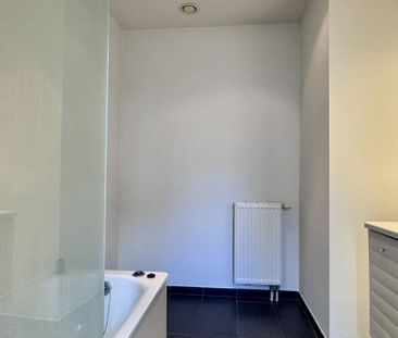 Appartement te huur in Namur voor € 800 met 1 slaapkamer - Foto 5