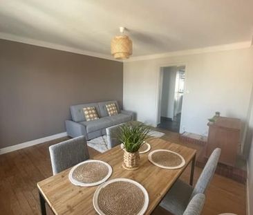 Location Appartement 3 pièces 62m² MONTAUBAN 82000 - Photo 2