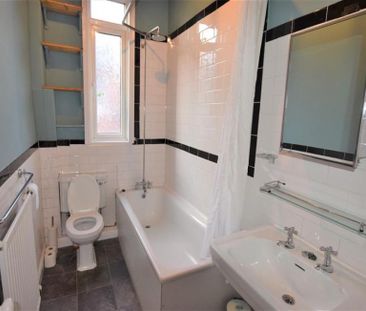 3 Bedroom Terraced To Let - Photo 4