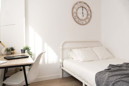 Calle de Luis Missón, Madrid, Community of Madrid 28039 - Photo 3