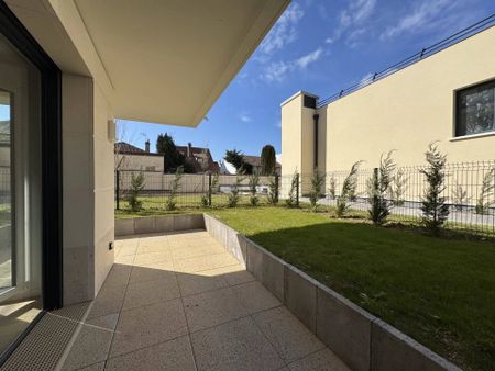 Rental Apartment Saint-Maur-des-Fossés - Photo 2