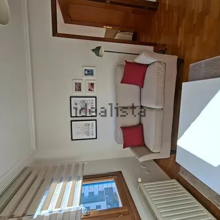 Alquiler de piso en Calle la Regenta, 23 - Photo 1