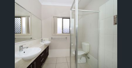 Your Dream Home Awaits: 3-Bed Rental with Open Living & Patio! - Photo 3