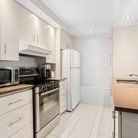 3 1/2 Meublé – Berri-UQAM – Internet Inclus – Bail Flexible - Photo 4