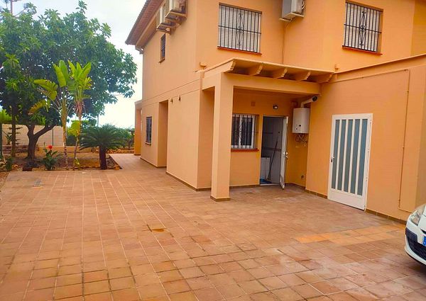 Terraced House in La Nucía, for rent