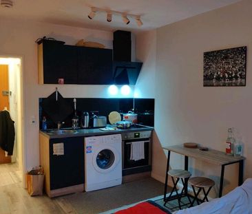 Hamburg Eimsbüttel - 1 Zi. Wohnung möbliert, Zeitmiete Jan-Apr - Photo 2